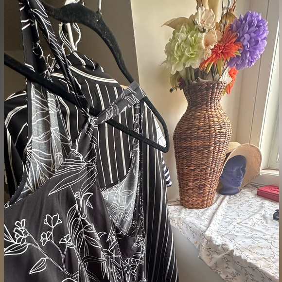 Maxi dress - Picture 4 of 8